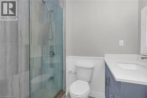 16 Glebe Court, Hamilton, ON 