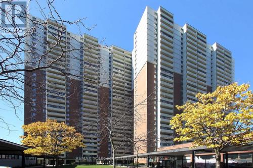 2602 - 5 MASSEY SQUARE  Toronto, ON M4C 5L6