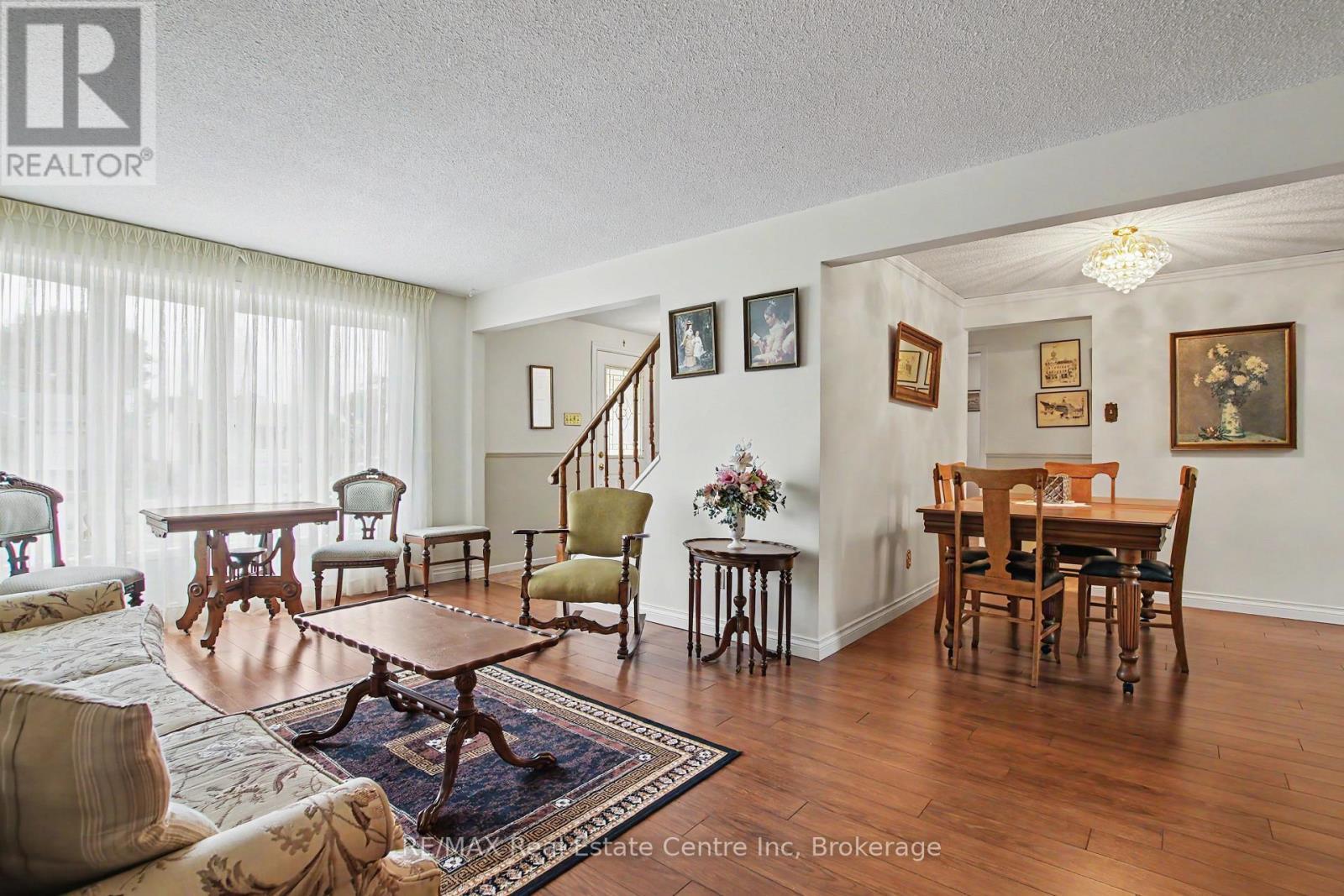 78 Rolling Meadows Drive, Kitchener, ON