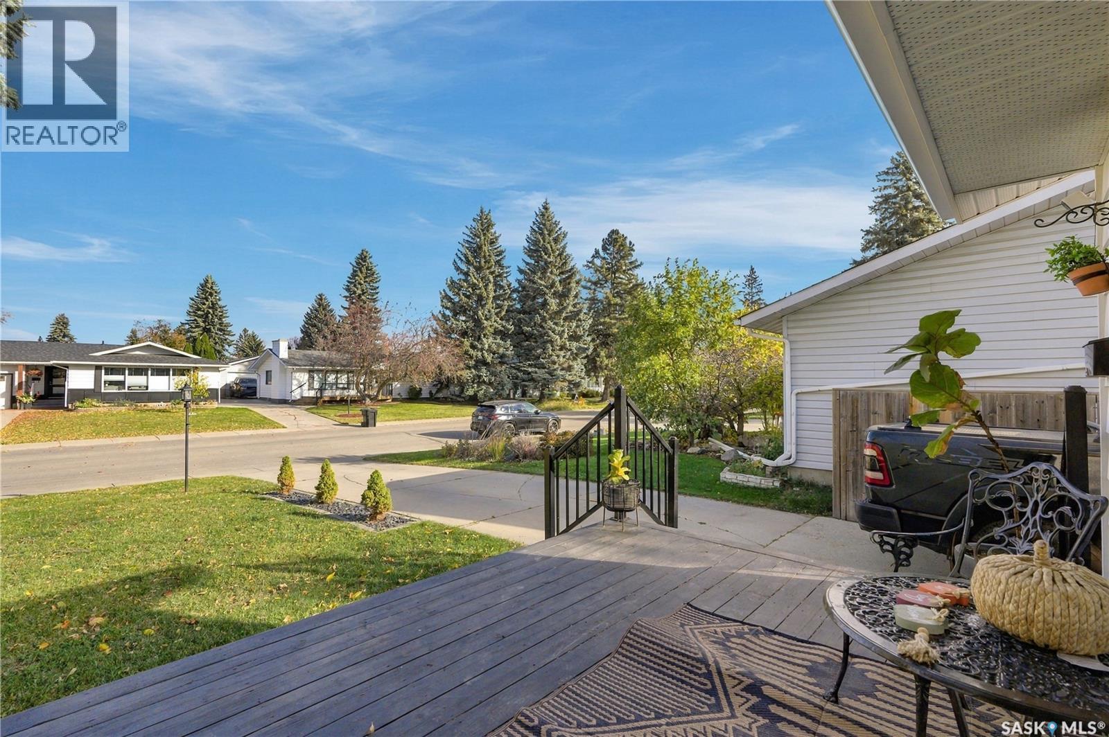 95 St Lawrence Crescent, Saskatoon, SK