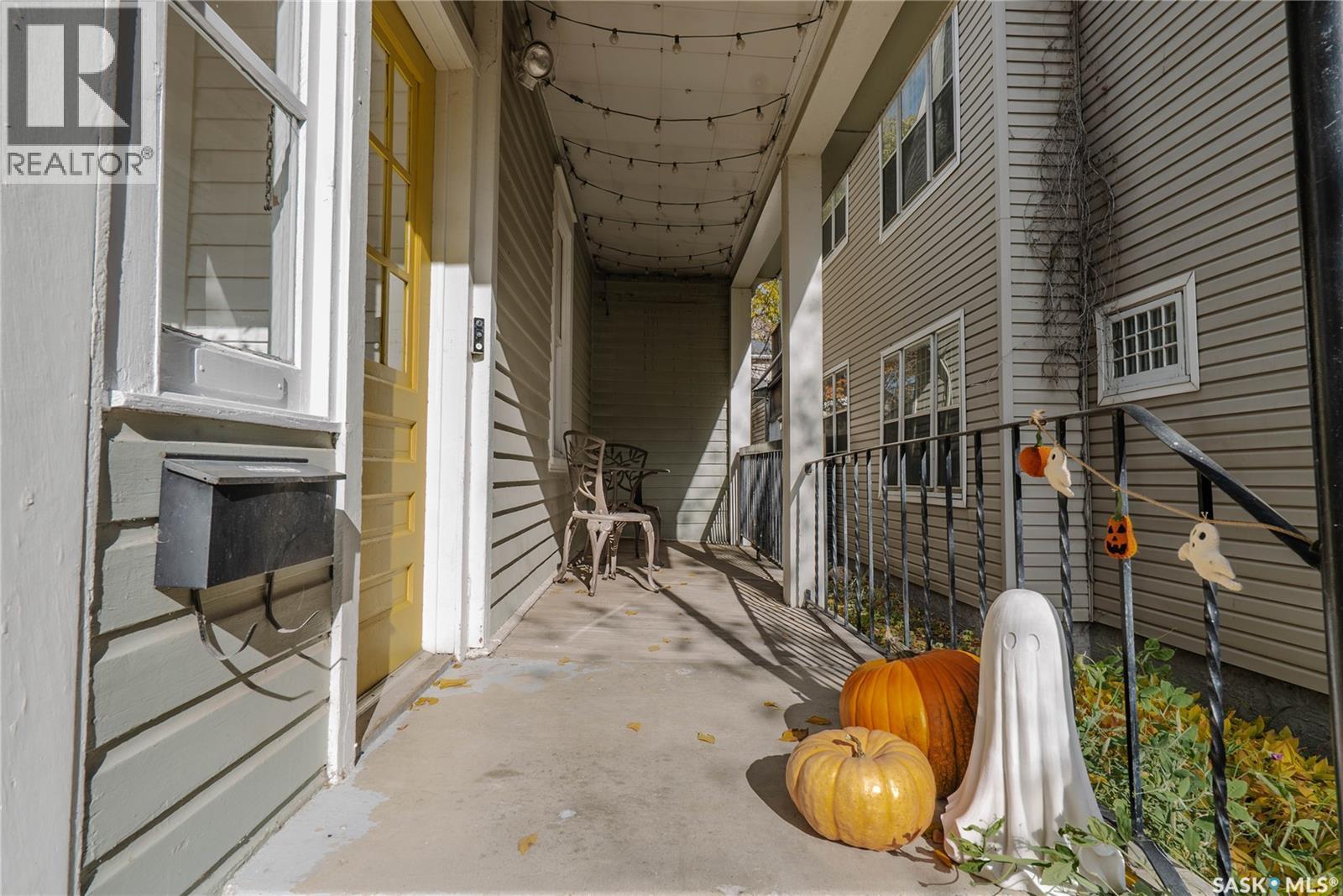 408 25Th Street W, Saskatoon, SK