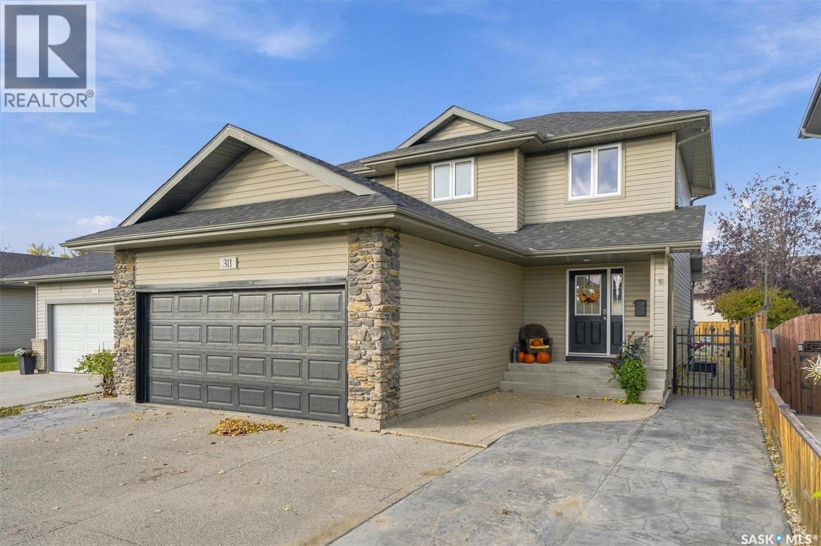 311 Denham Court, Saskatoon, SK