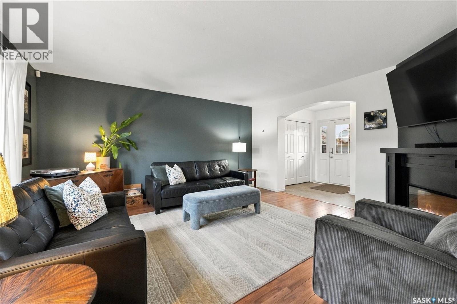 311 Denham Court, Saskatoon, SK