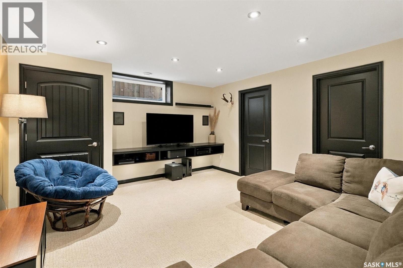 311 Denham Court, Saskatoon, SK