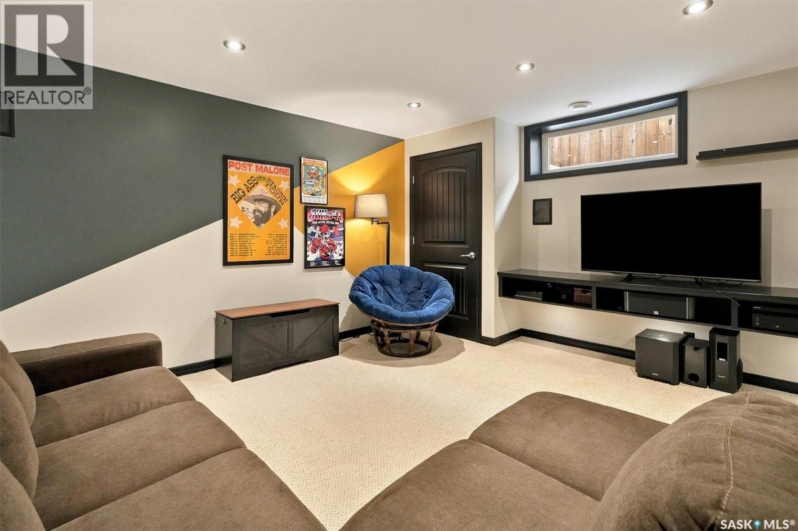 311 Denham Court, Saskatoon, SK