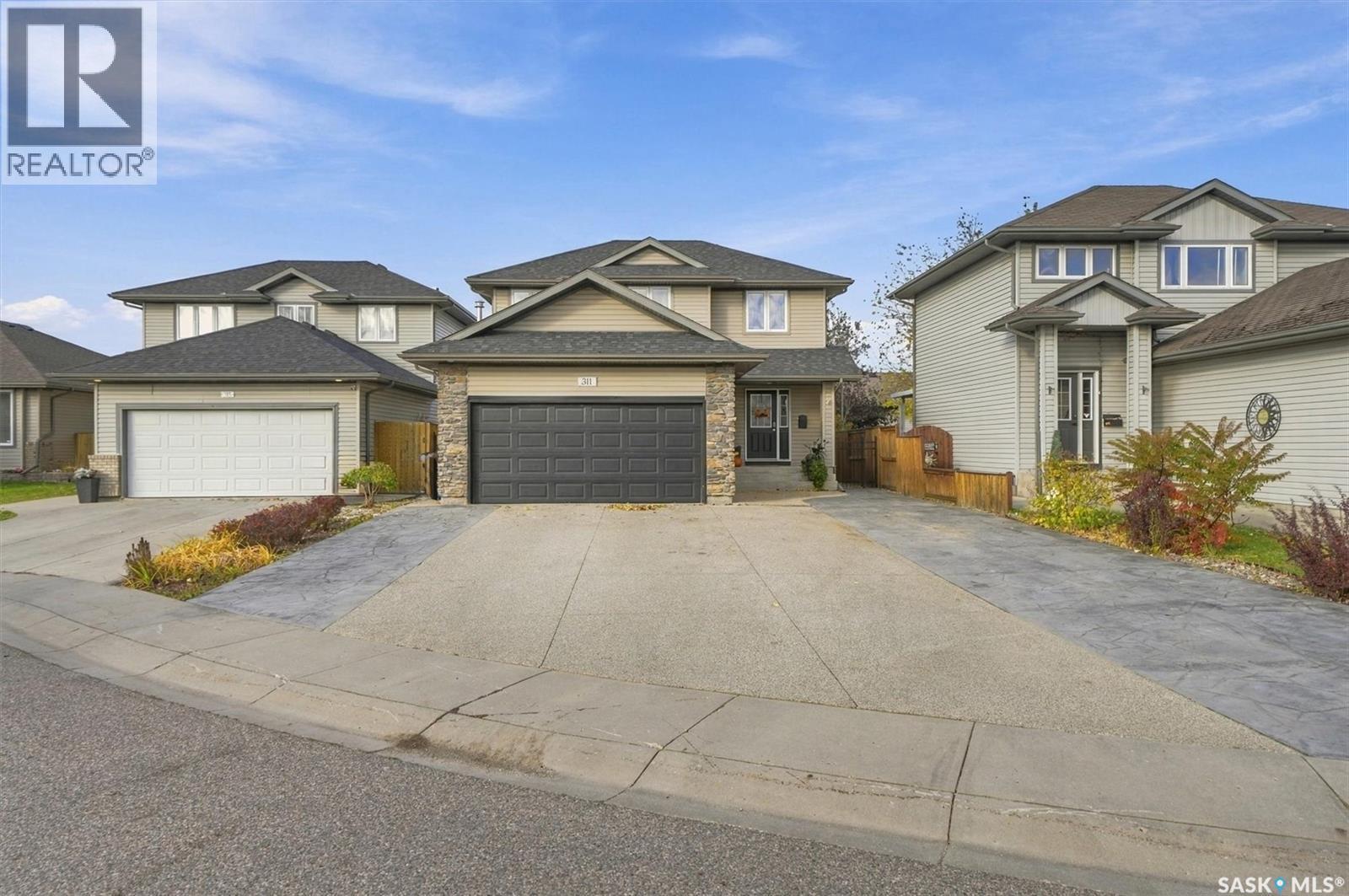 311 Denham Court, Saskatoon, SK