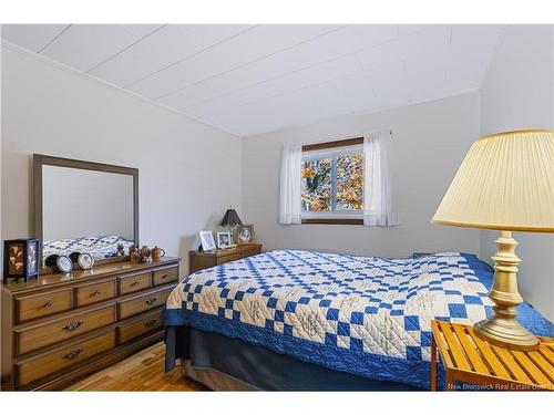 967 Clements Dr, Fredericton, NB 