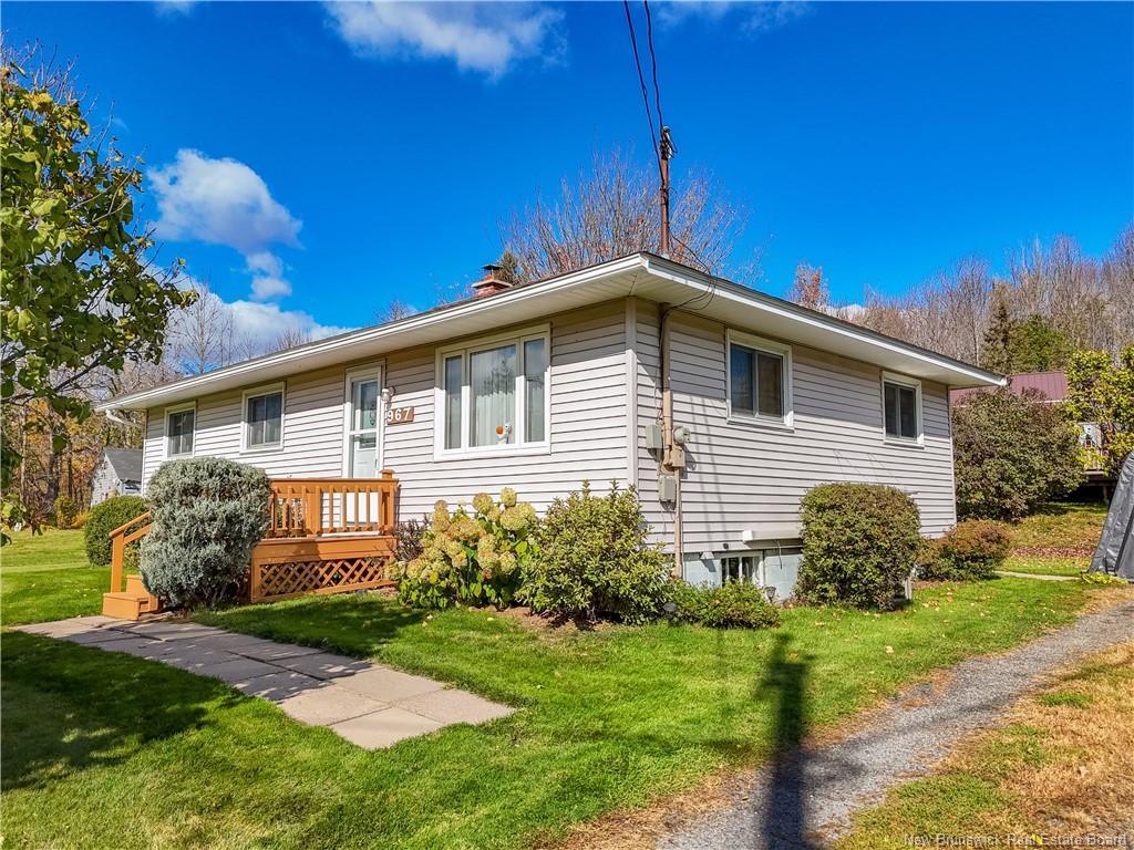 967 Clements Dr, Fredericton, NB