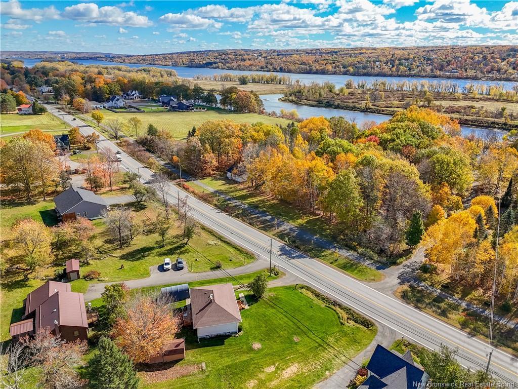 967 Clements Dr, Fredericton, NB