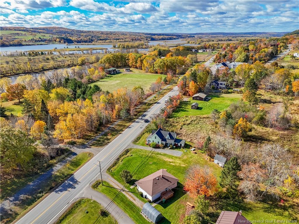 967 Clements Dr, Fredericton, NB