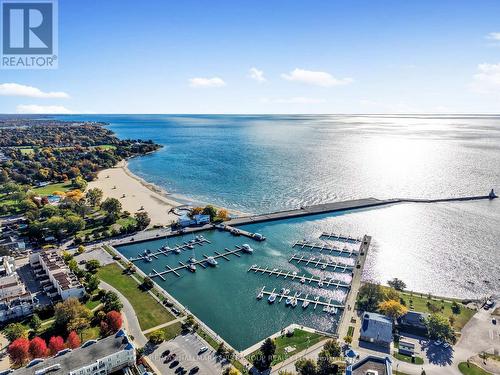 107 - 95 ROBERT'S ROW  Cobourg, ON K9A 5R5
