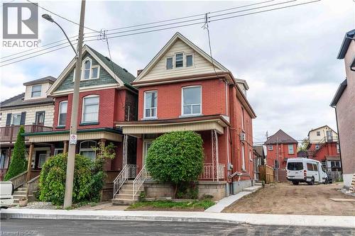 58 ST. MATTHEWS Avenue  Hamilton, ON L8L 5P3