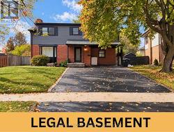 9 CRESTVIEW AVENUE Brampton, ON L6W 2R7