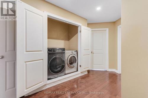 16 Sistine Court, Hamilton, ON 