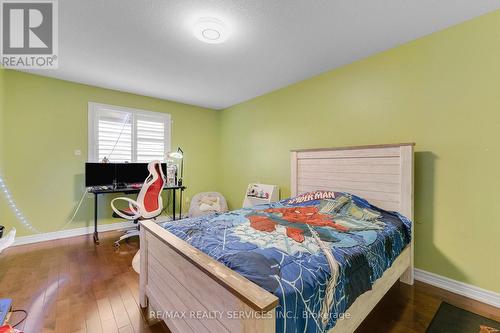 16 Sistine Court, Hamilton, ON 