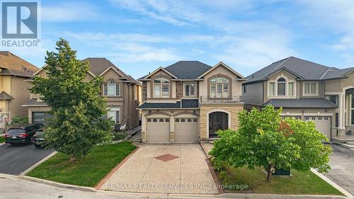 16 Sistine Court, Hamilton, ON 