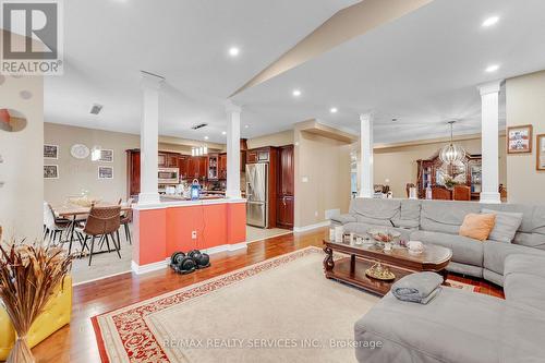 16 Sistine Court, Hamilton, ON 