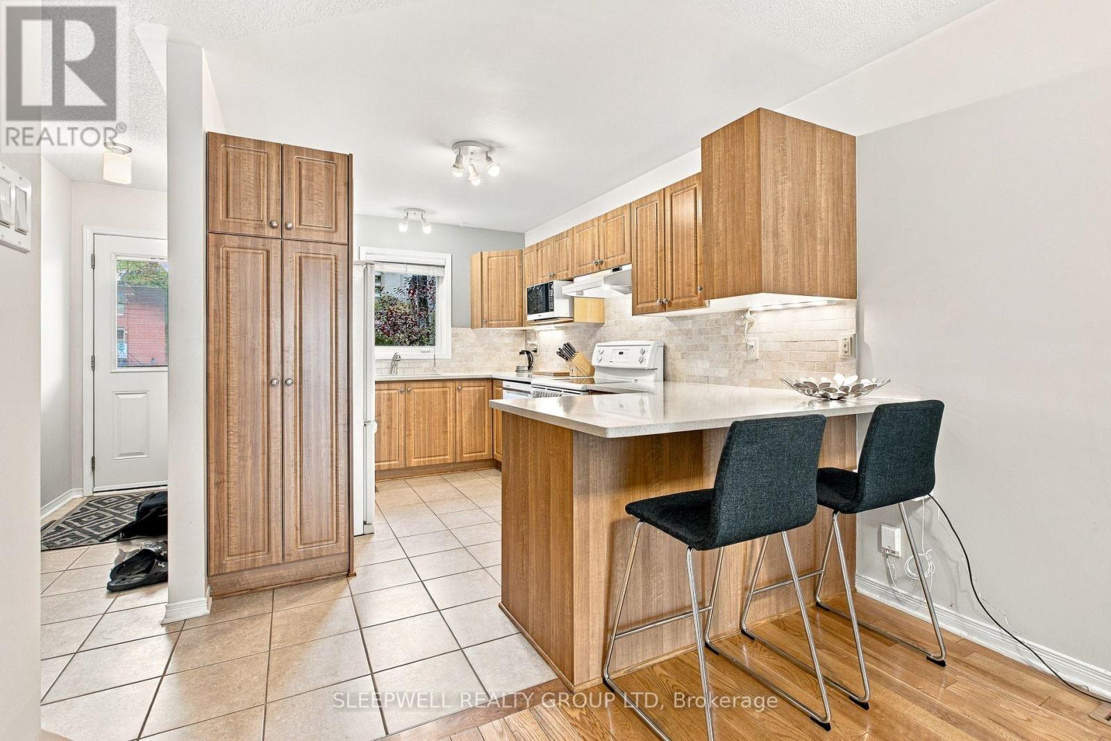 12 Maclean Street, Ottawa, ON