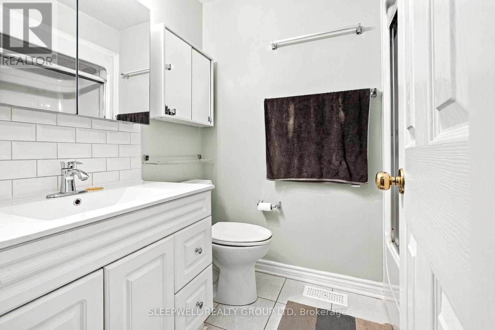 12 Maclean Street, Ottawa, ON