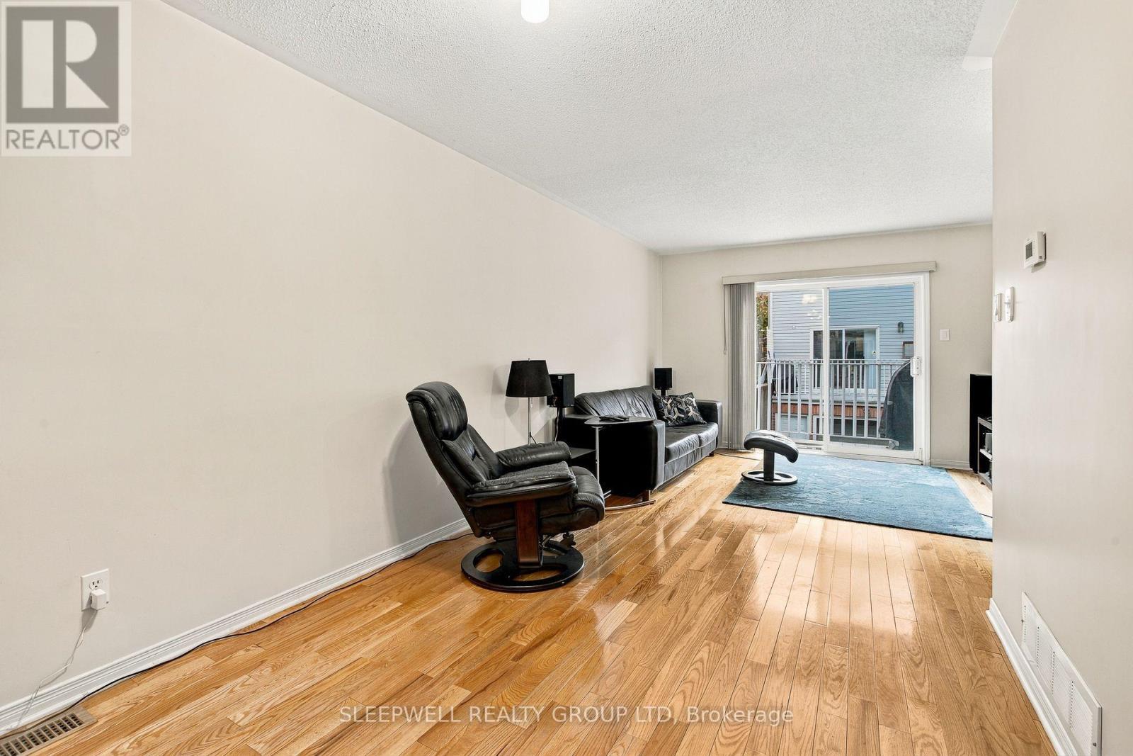 12 Maclean Street, Ottawa, ON
