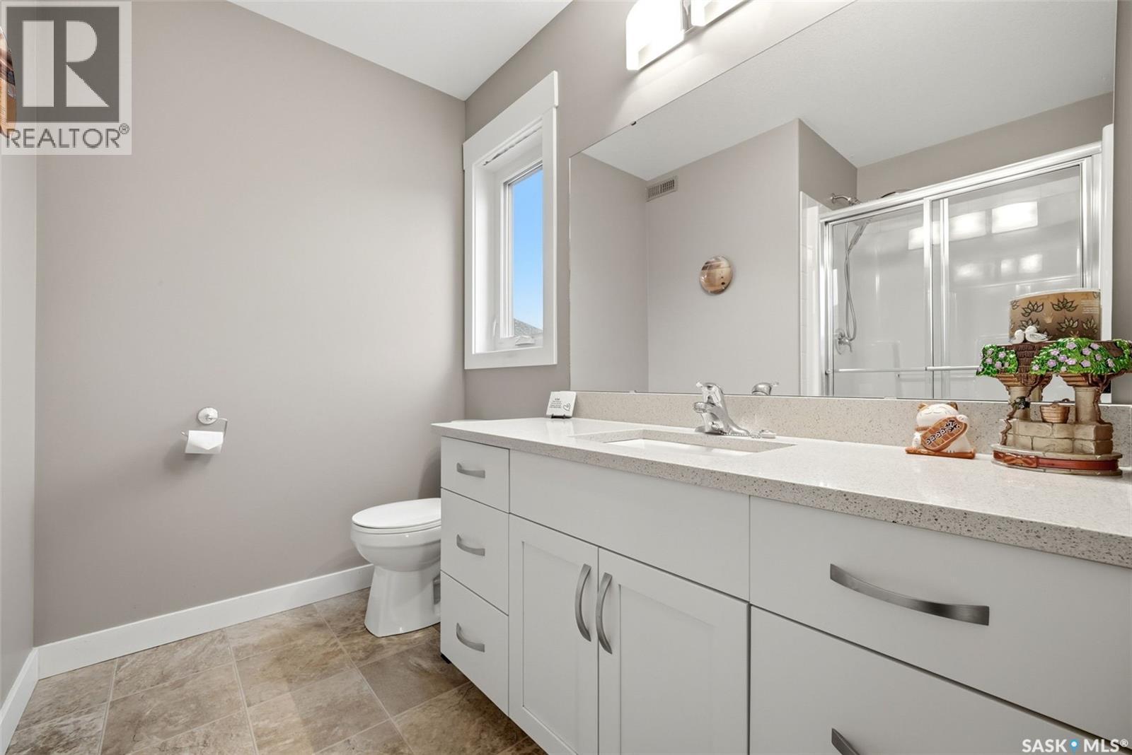 5213 Canuck Crescent, Regina, SK