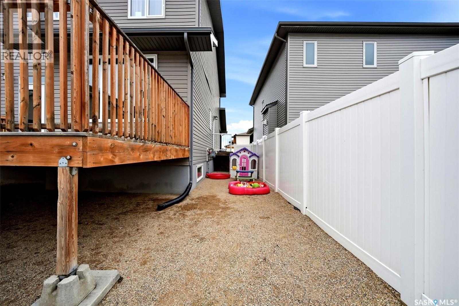 5213 Canuck Crescent, Regina, SK