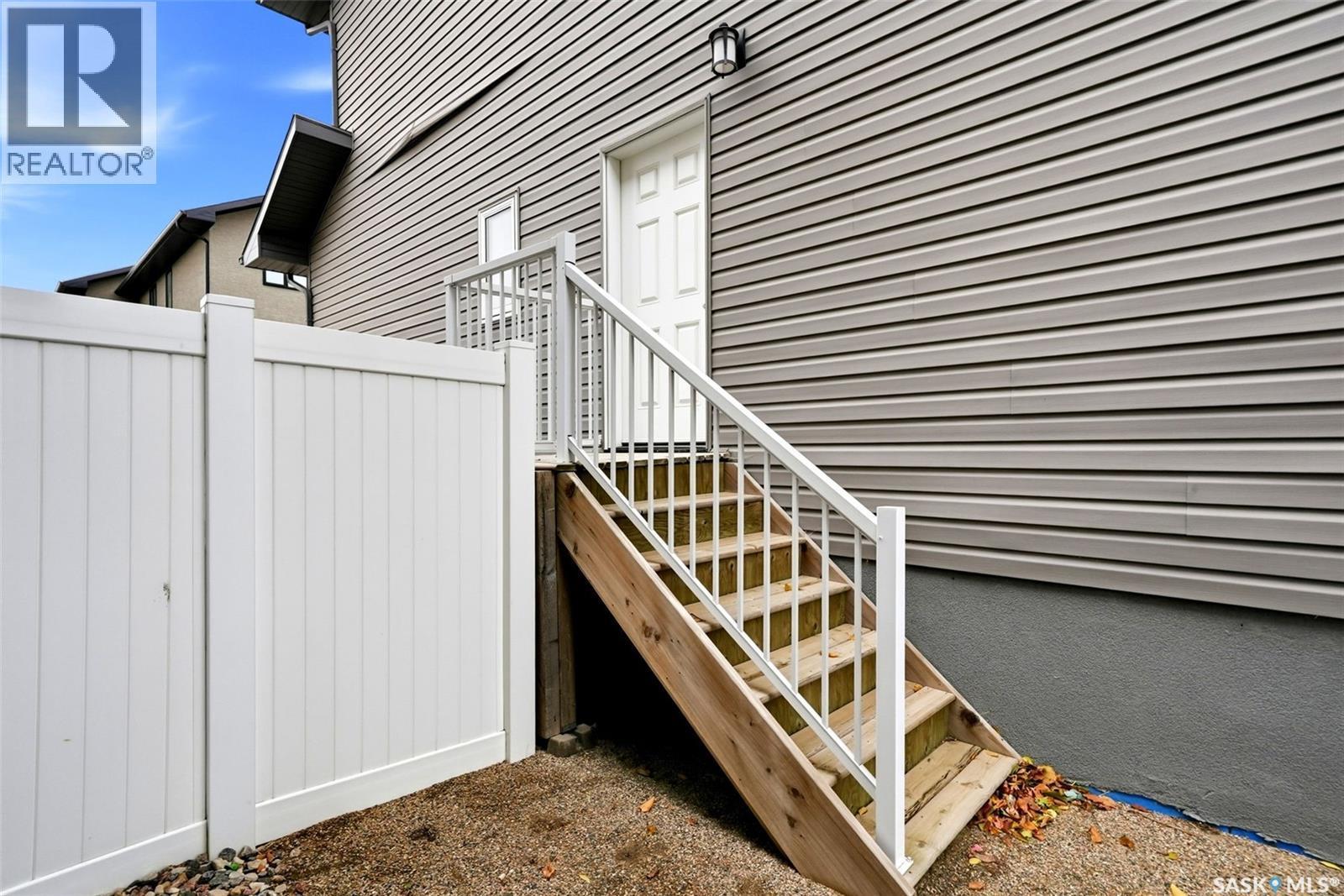 5213 Canuck Crescent, Regina, SK