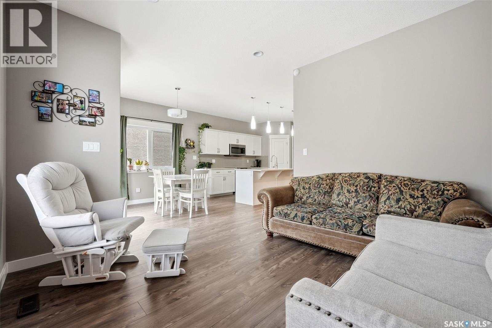 5213 Canuck Crescent, Regina, SK