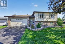 96 CAMBRIDGE CRESCENT Brockville, ON K6V 6L8