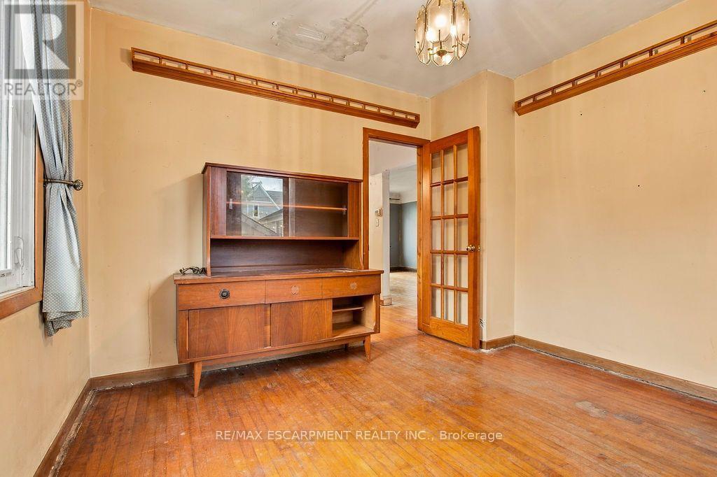 1353 Birch Avenue, Burlington, ON