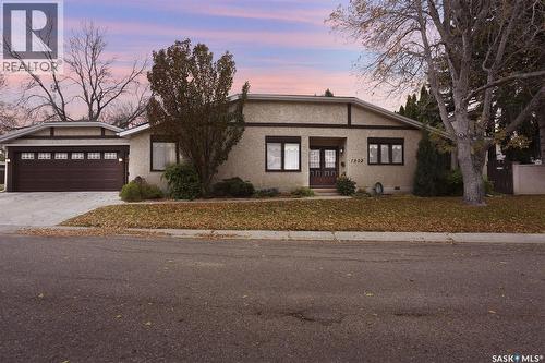 1302 Gryphons Walk, Regina, SK 