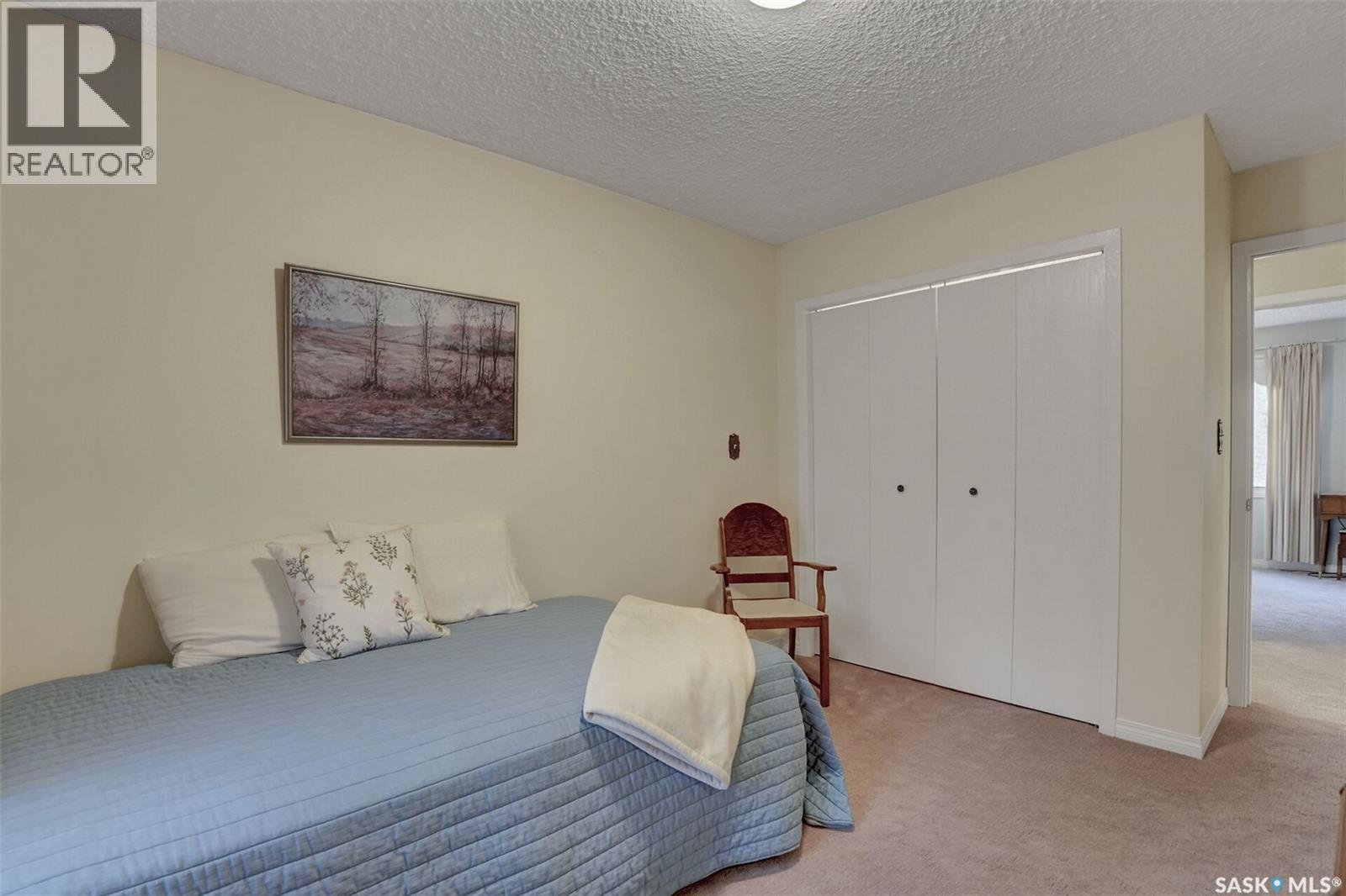 1302 Gryphons Walk, Regina, SK