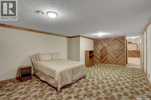 1302 Gryphons Walk, Regina, SK 