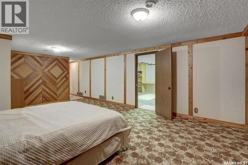 1302 Gryphons Walk, Regina, SK 