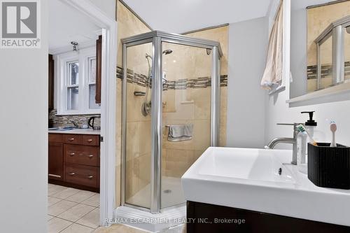 27 Forsyth Avenue S, Hamilton, ON 