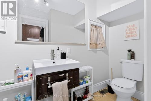 27 Forsyth Avenue S, Hamilton, ON 
