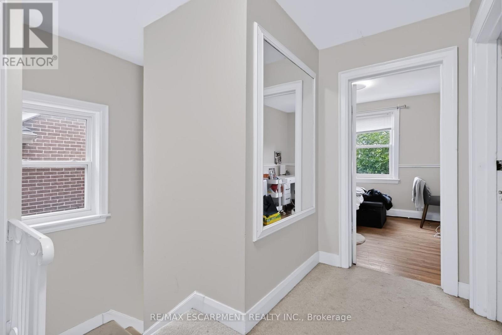 27 Forsyth Avenue S, Hamilton, ON