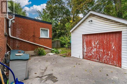 27 Forsyth Avenue S, Hamilton, ON 