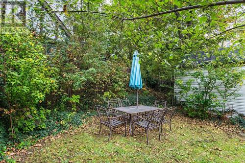 27 Forsyth Avenue S, Hamilton, ON 