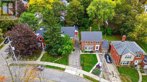 27 Forsyth Avenue S, Hamilton, ON 
