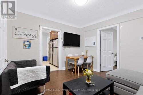 27 Forsyth Avenue S, Hamilton, ON 