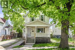 136 Brock STREET North Sarnia, ON N7T 5Z1