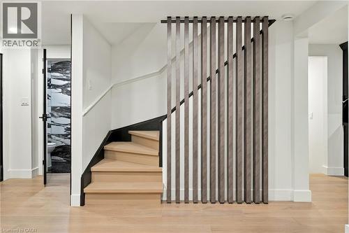 207 Linden Drive, Cambridge, ON 