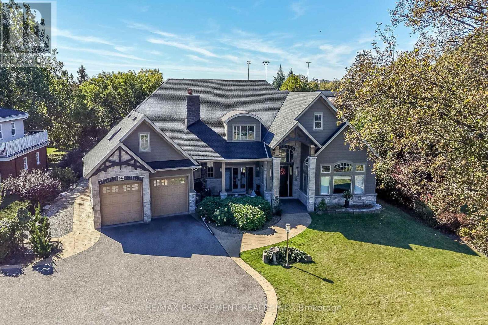 244 Mountain Brow Boulevard, Hamilton, ON