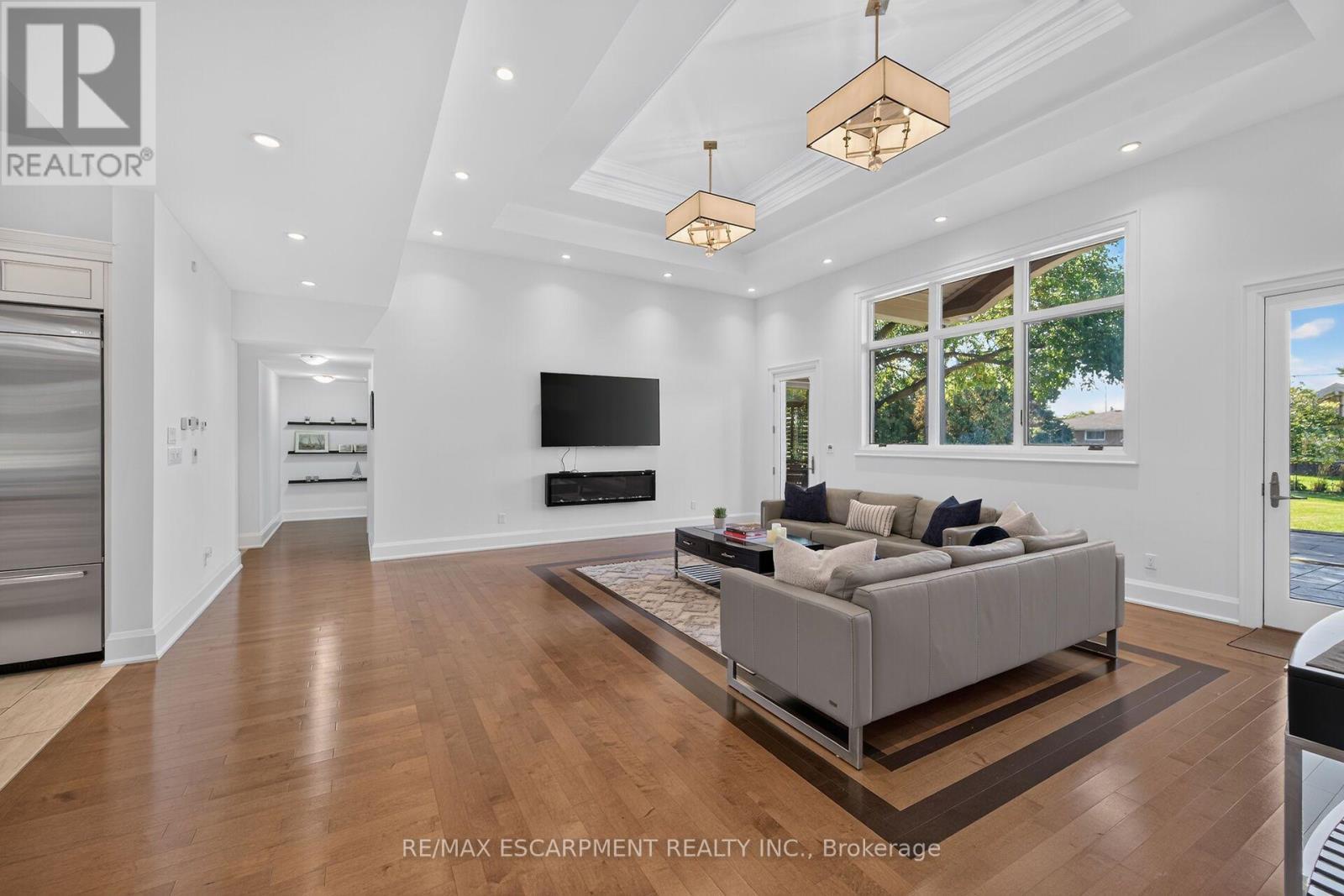 244 Mountain Brow Boulevard, Hamilton, ON