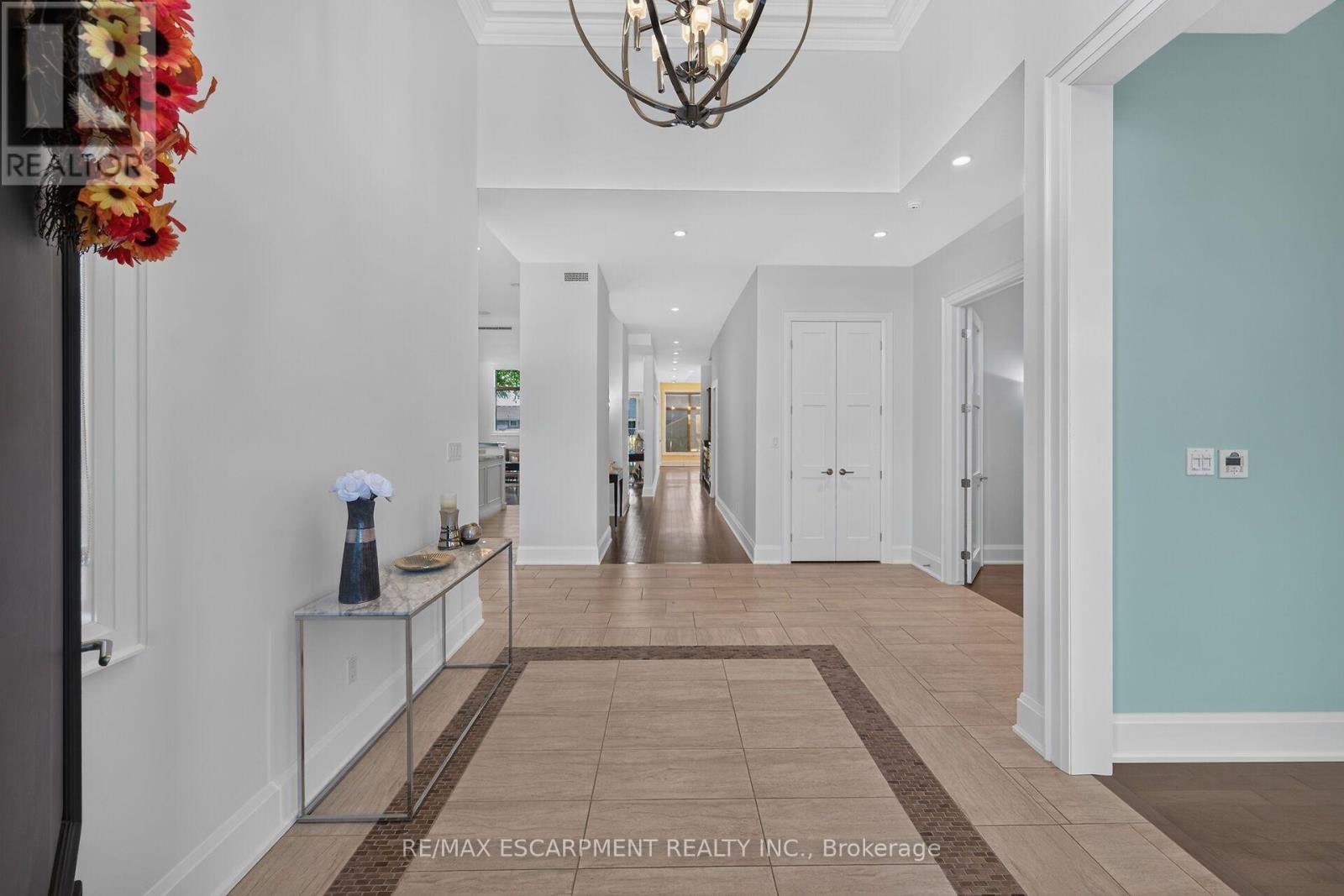 244 Mountain Brow Boulevard, Hamilton, ON