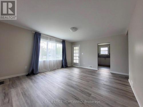 Main Floor Living Room - 228 East 25Th Street, Hamilton, ON 