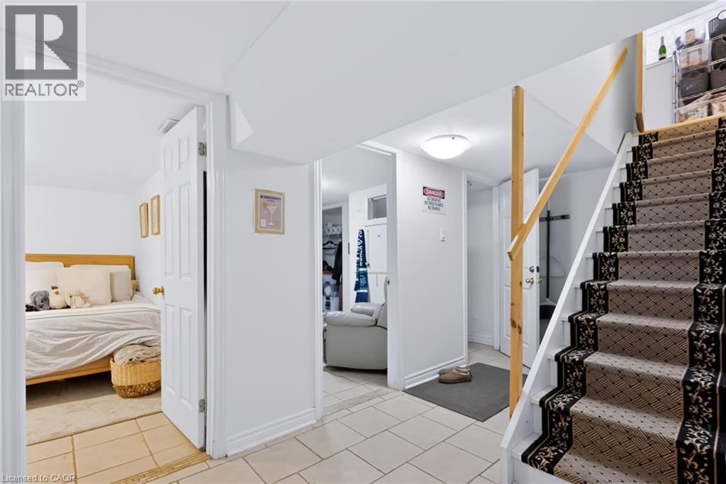 23 Forsyth Avenue S, Hamilton, ON