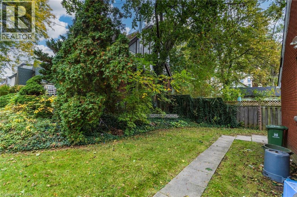 23 Forsyth Avenue S, Hamilton, ON