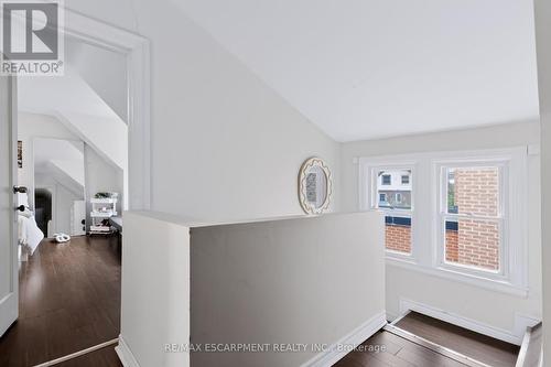 23 Forsyth Avenue S, Hamilton, ON 